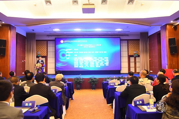 云报报道：云南省非公立医疗机构协会眼科专业委员会在昆明成立
